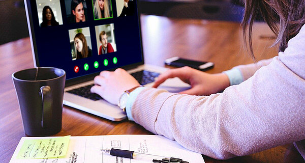 Virtual HR Lunch Break: Working and Leading across Cultures 24.09.2025