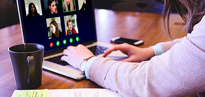 Virtual HR Lunch Break: Working and Leading across Cultures 24.09.2025